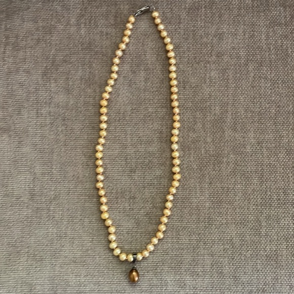 Champagne pearl necklace with removable pearl drop - Picture 2 of 8